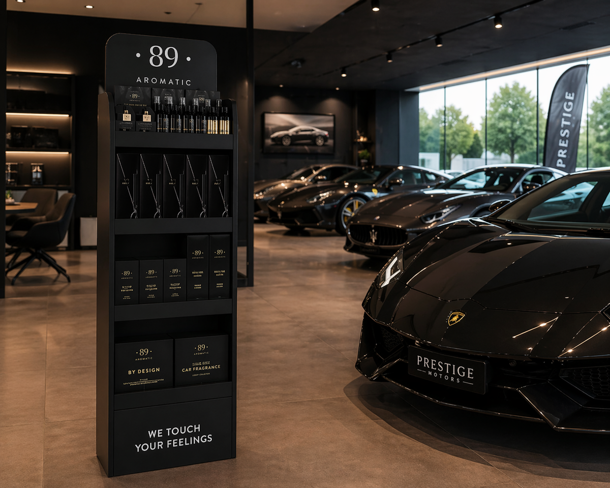 Expositor de Chão Profissional com Seleção de Produtos para Carro AROMATIC•89•
